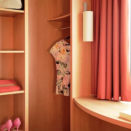 Hotel Ibis Hauptbahnhof 3*