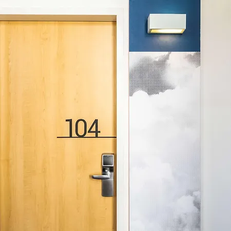 Hotel Ibis Hauptbahnhof 3*