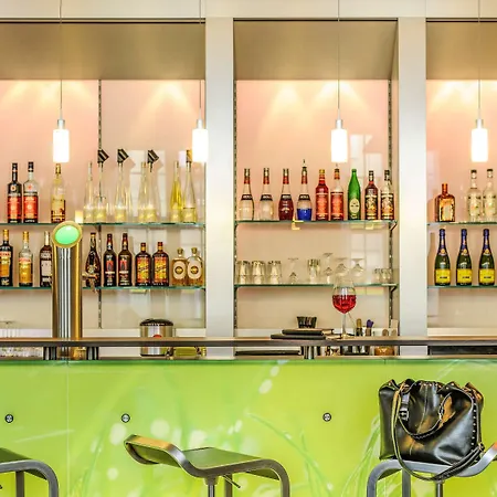 Ibis Hauptbahnhof Otel Karlsruhe