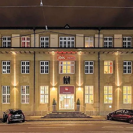 Otel Ibis Hauptbahnhof 3*