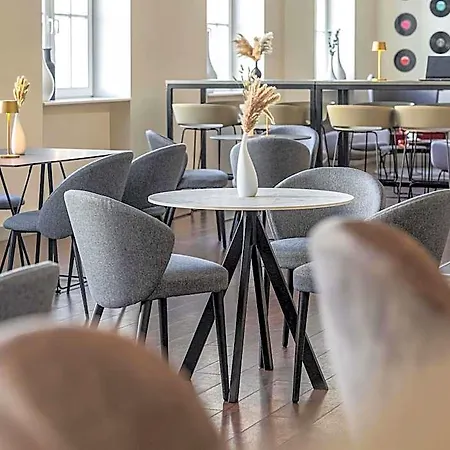 Otel Ibis Hauptbahnhof 3*