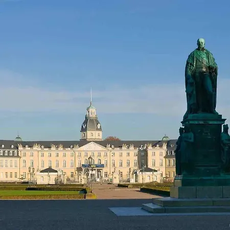 Ibis Hauptbahnhof فندق كارلسروه