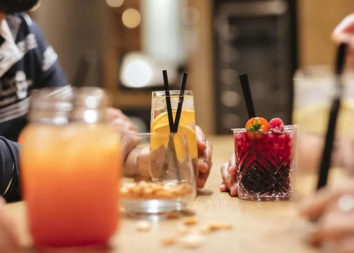 Ibis Hauptbahnhof Hotel 3*