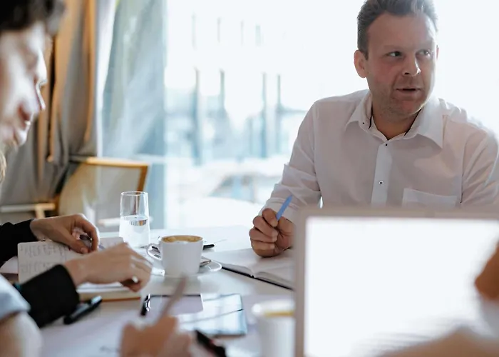 Ibis Hauptbahnhof Hotel 3*