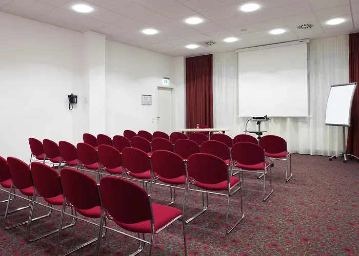 Hotel Ibis Hauptbahnhof 3*